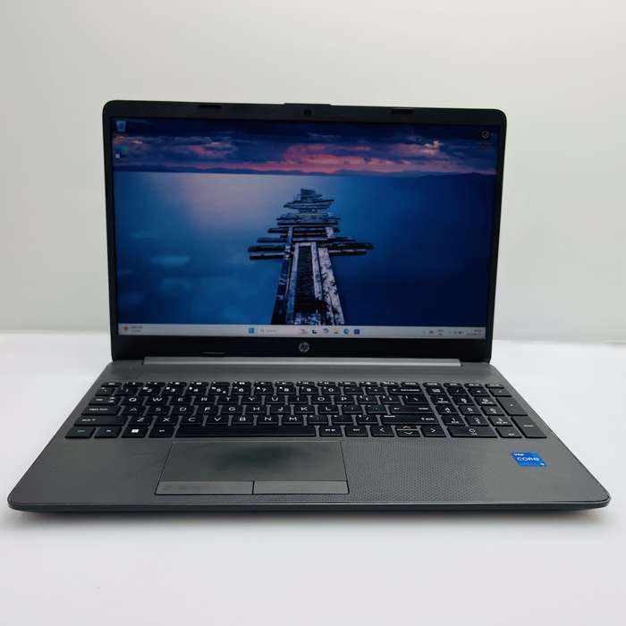 HP 250 G8 11th Gen "Core i5" 2.40GHz 16GB RAM 256GB SSD Grey - Camera Doesn't Work