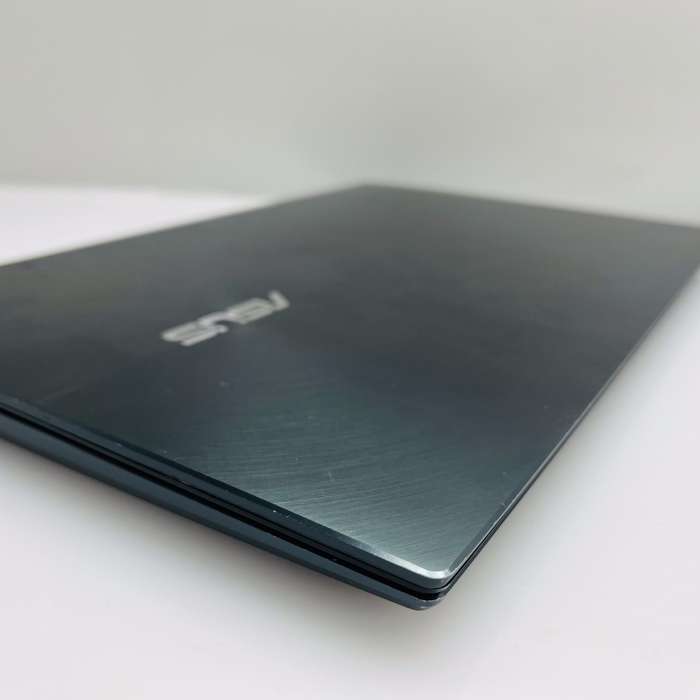 Asus Zenbook 13 UX325J 10th Gen "Core i5" 1.50GHz 8GB RAM 512GB SSD NVMe Blue - Damaged Hinge And...