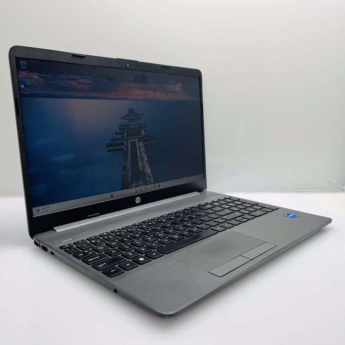 HP 250 G8 11th Gen "Core i5" 2.40GHz 16GB RAM 256GB SSD Grey - Camera Doesn't Work