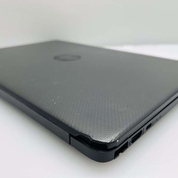 HP 255 G8 Ryzen 3 16GB RAM 256GB SSD NVMe Black - Cracked Casing