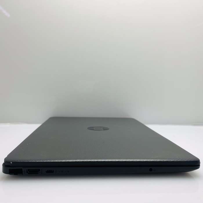 HP 255 G8 Ryzen 3 16GB RAM 256GB SSD NVMe Black - Cracked Casing