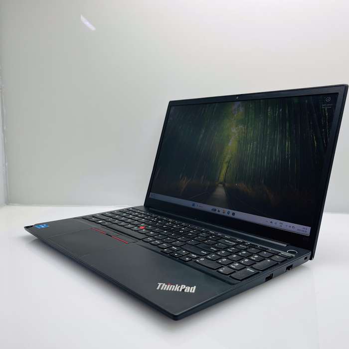 Lenovo ThinkPad E15 Gen 2 11th Gen "Core i3" 3.00GHz 8GB RAM 500GB SSD NVMe Black - Bright Spots ...