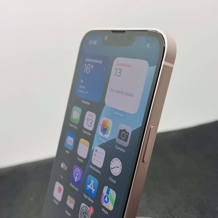Apple iPhone 13 128GB Pink (6 Month Warranty) - Minor Bright Spots