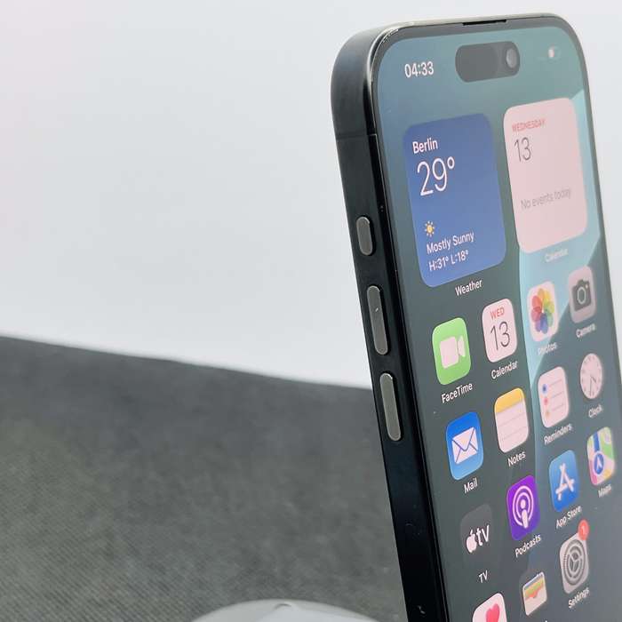 Apple iPhone 15 Pro 256GB Black Titanium (12 Month Warranty) + Screen Protector Bundle Value: R200