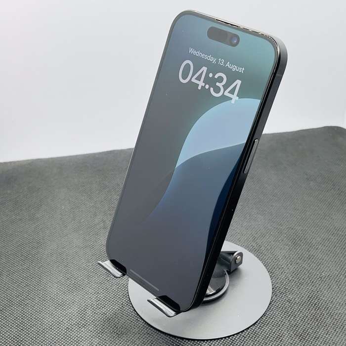 Apple iPhone 15 Pro 256GB Black Titanium (12 Month Warranty) + Screen Protector Bundle Value: R200