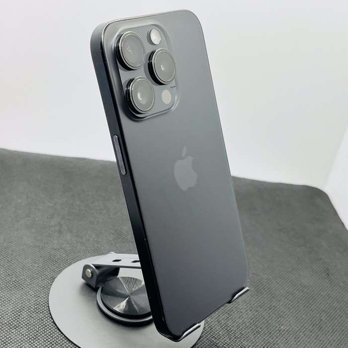 Apple iPhone 15 Pro 256GB Black Titanium (12 Month Warranty) + Screen Protector Bundle Value: R200