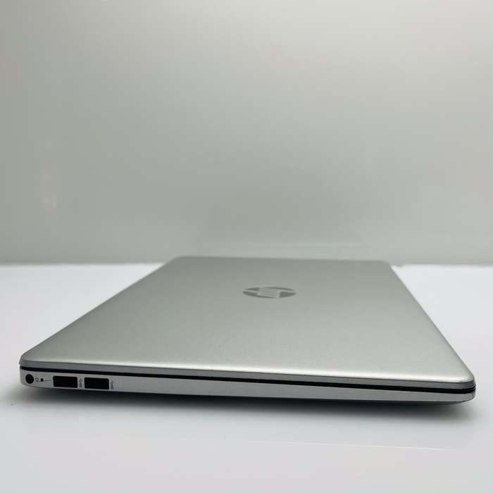 HP 15s-fq1014ni 10th Gen "Core i7" 1.30GHz 16GB RAM 512GB SSD (NVMe) Silver - Faulty Battery
