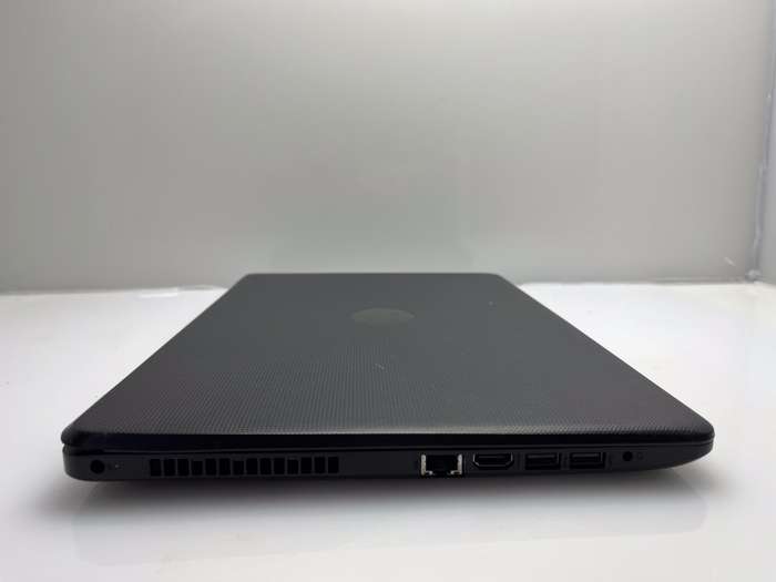 HP 15-bs150ni 5th Gen "Core i3" 2.00GHz 4GB RAM 128GB SSD Black - No Battery And Damaged Hinge