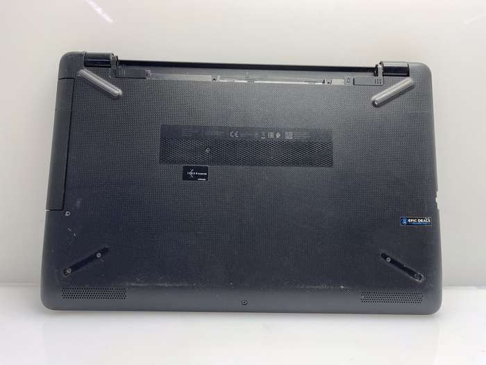 HP 15-bs150ni 5th Gen "Core i3" 2.00GHz 4GB RAM 128GB SSD Black - No Battery And Damaged Hinge