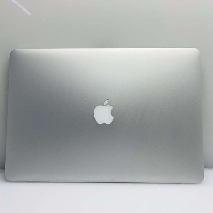 Apple MacBook Pro 15-Inch Core i7 2.00GHz 8GB RAM 256GB SSD (Late 2013) Silver (3 Month War...