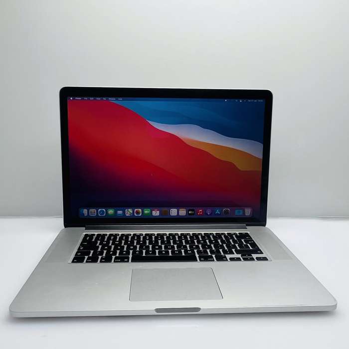 Apple MacBook Pro 15-Inch Core i7 2.00GHz 8GB RAM 256GB SSD (Late 2013) Silver (3 Month War...