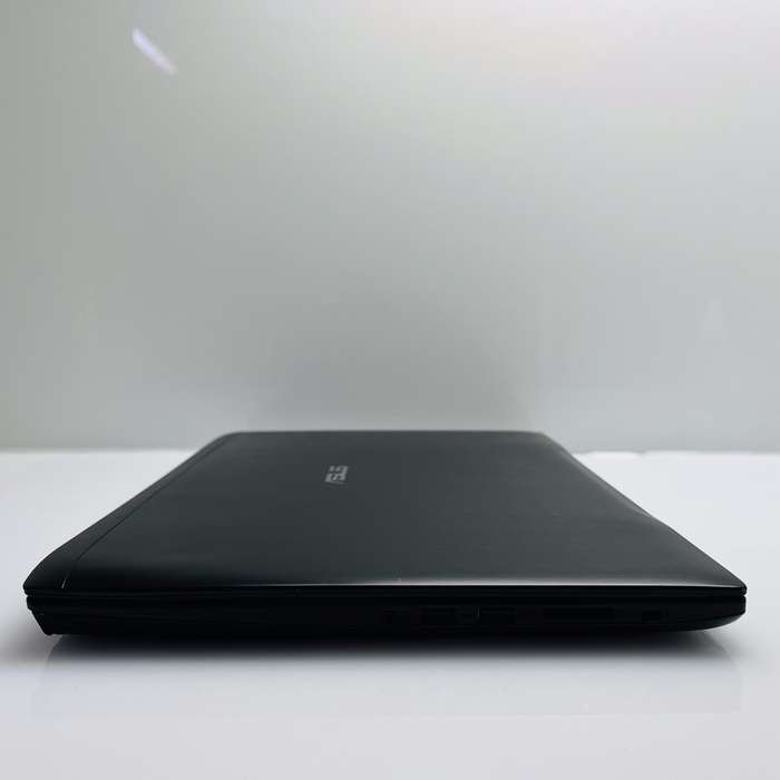 Asus FX502V "Core i7" 2.81GHz 16GB RAM 256GB SSD And 1TB HDD Black - Damaged Casing