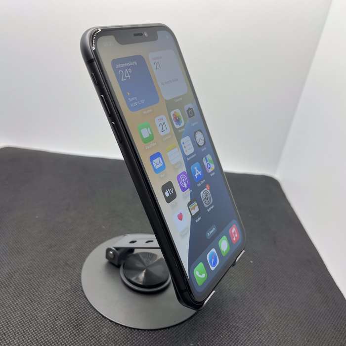 Apple iPhone 11 64GB Black (6 Month Warranty)
