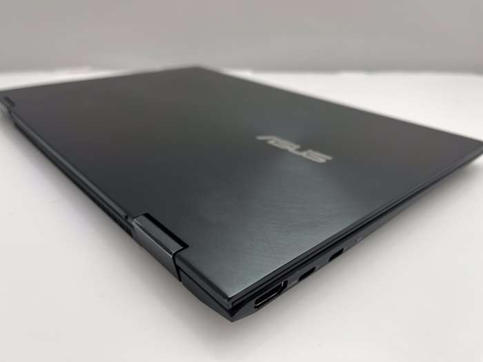 Asus ZenBook Flip 13 UX363E 11th Gen "Core i5" 2.40GHz 8GB RAM 512GB SSD (NVMe) Blue - Cracked Sc...