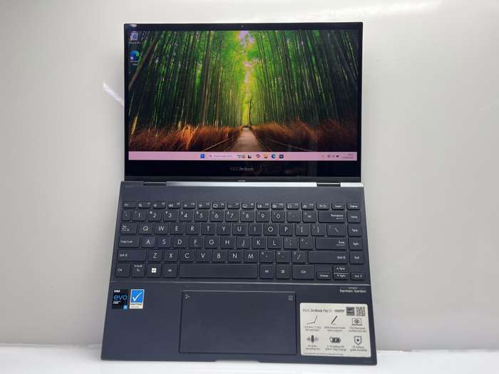 Asus ZenBook Flip 13 UX363E 11th Gen "Core i5" 2.40GHz 8GB RAM 512GB SSD (NVMe) Blue - Cracked Sc...