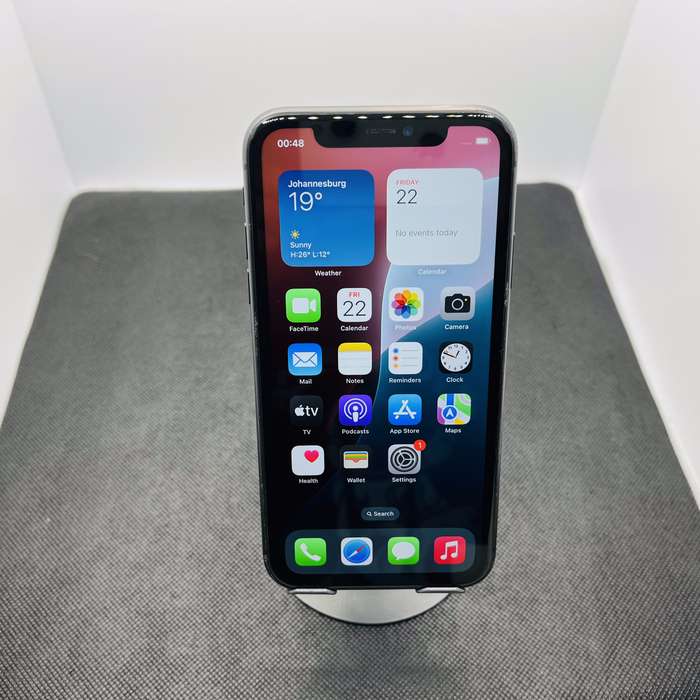 Apple iPhone 11 64GB Black (6 Month Warranty)