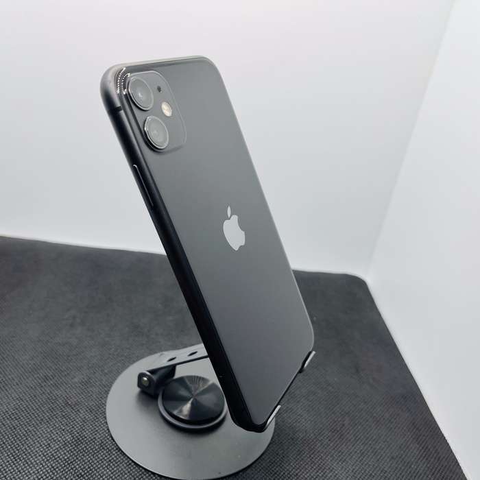 Apple iPhone 11 64GB Black (6 Month Warranty)