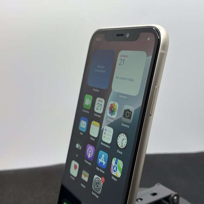 Apple iPhone 11 64GB White (6 Month Warranty)