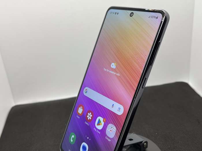 Samsung Galaxy A73 128GB Dual Sim Awesome Gray (3 Month Warranty)  Minor LCD Burn
