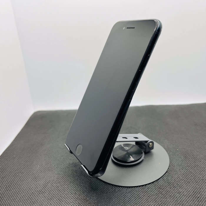 Apple iPhone SE (2020) 64GB Black - Minor Bright Spots