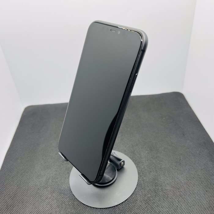 Apple iPhone 11 128GB Black (6 Month Warranty)