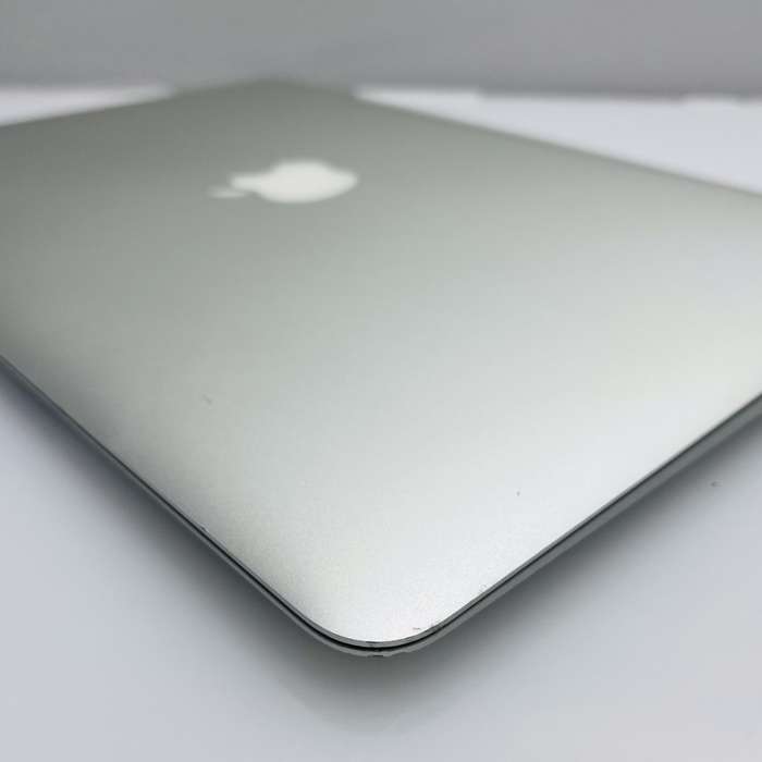 Apple MacBook Air 13-Inch Core i5 1.6GHz (Early 2015) 8GB RAM 128GB SSD Silver (3 Month War...