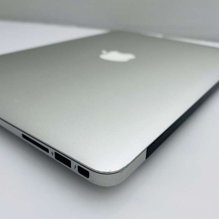 Apple MacBook Air 13-Inch Core i5 1.8GHz (2017) 8GB RAM 128GB SSD Silver (3 Month Warranty)...