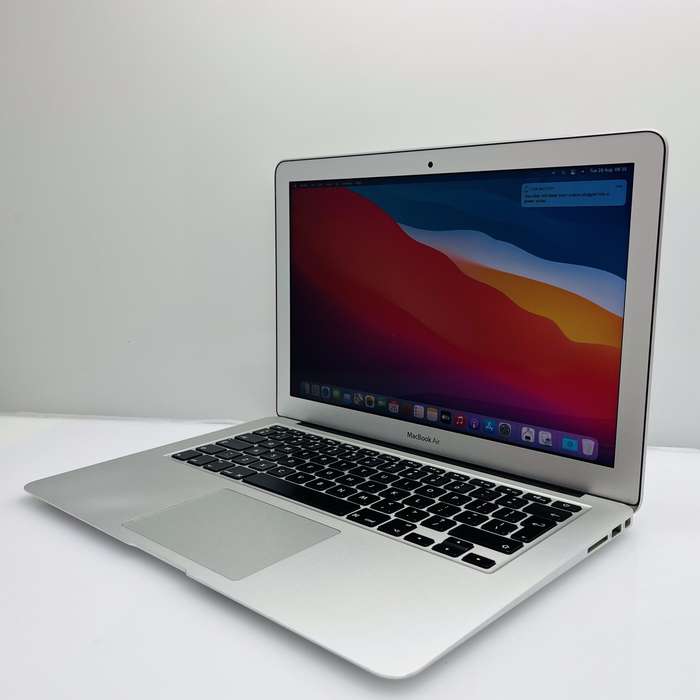 Apple MacBook Air 13-Inch Core i5 1.8GHz (2017) 8GB RAM 128GB SSD Silver (3 Month Warranty)...