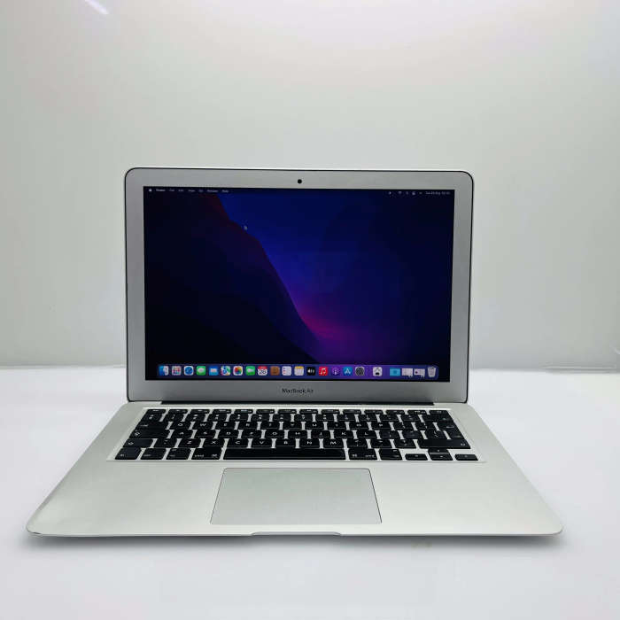 Apple MacBook Air 13-Inch Core i5 1.8GHz (2017) 8GB RAM 128GB SSD Silver (3 Month Warranty)...