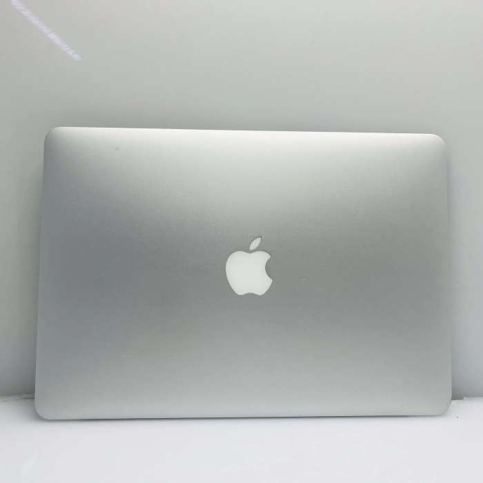 Apple MacBook Air 13-Inch Core i5 1.8GHz (2017) 8GB RAM 128GB SSD Silver (3 Month Warranty)...