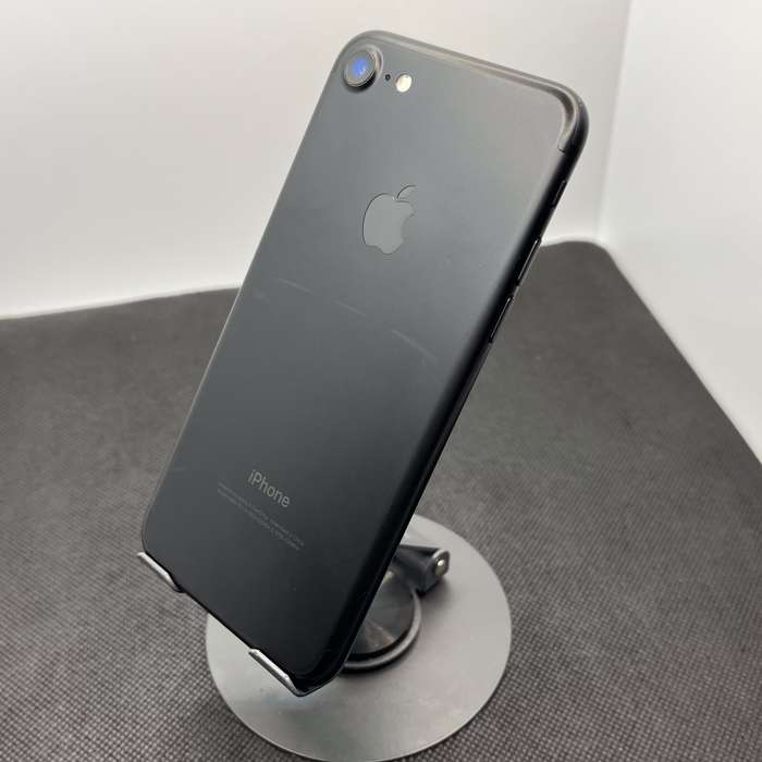 Apple iPhone 7 128GB Matte Black - Minor Bright Spots