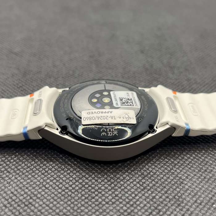 Samsung Galaxy Watch 7 40mm LTE Cream (3 Month Warranty) - Mint Condition