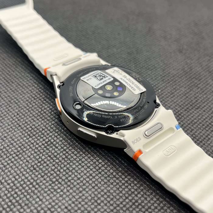 Samsung Galaxy Watch 7 40mm LTE Cream (3 Month Warranty) - Mint Condition