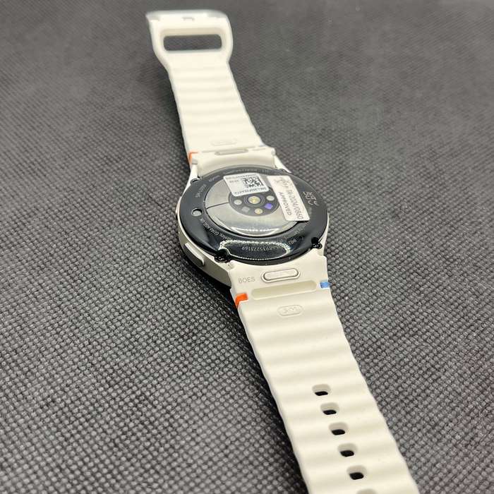 Samsung Galaxy Watch 7 40mm LTE Cream (3 Month Warranty) - Mint Condition