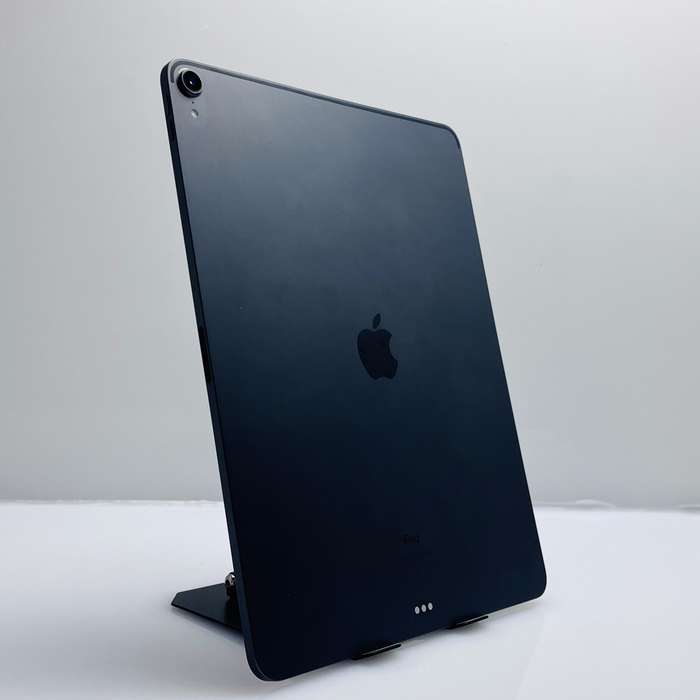 Apple iPad Pro 12.9 3rd Gen (Wifi Only) 64GB Space Grey - No Face ID And Screen Damage