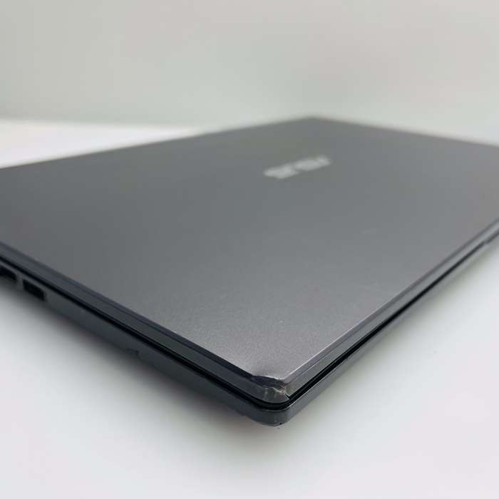 Asus X515E 11th Gen "Core i3" 3.00GHz 12GB RAM 256GB SSD Grey - Minor Bright Spots