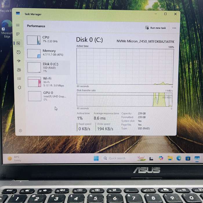 Asus X515E 11th Gen "Core i3" 3.00GHz 12GB RAM 256GB SSD Grey - Minor Bright Spots