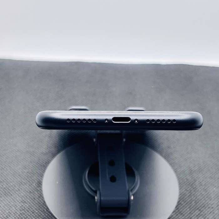 Apple iPhone XR 64GB Black (3 Month Warranty)