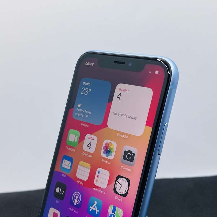Apple iPhone XR 64GB Blue (3 Month Warranty)