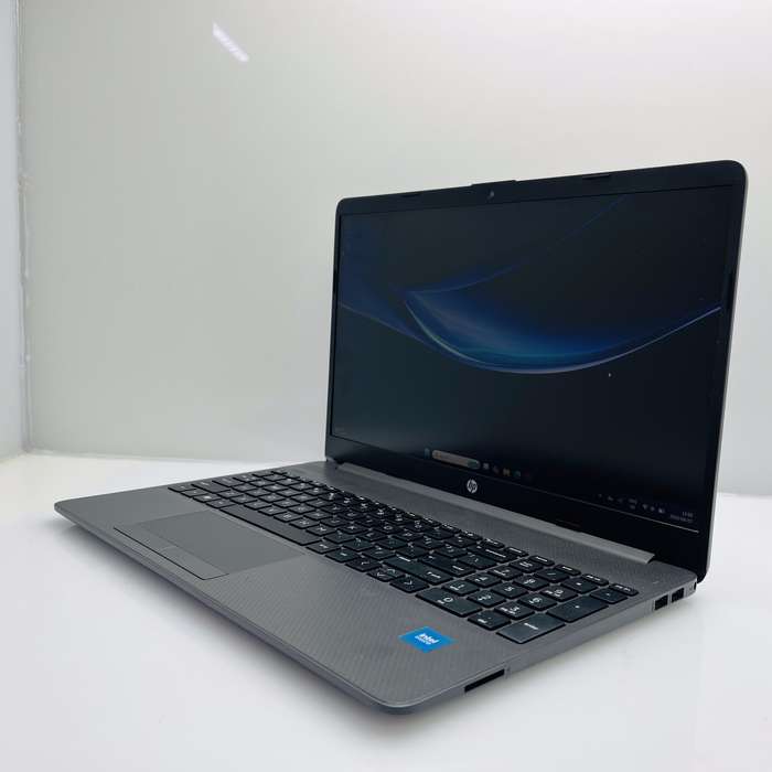 HP 250 G9 "Celeron N4500" 1.10GHz 8GB RAM 256GB SSD Grey