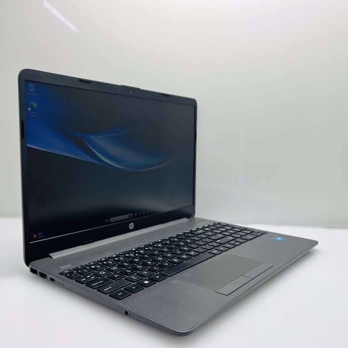 HP 250 G9 "Celeron N4500" 1.10GHz 8GB RAM 256GB SSD Grey