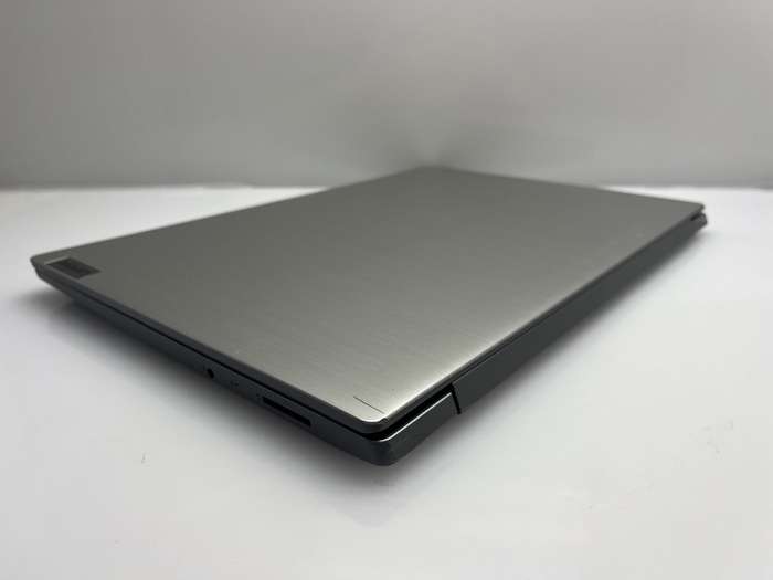 Lenovo IdeaPad 3 15IML05 "Core i3" 8GB RAM 512GB SSD Silver