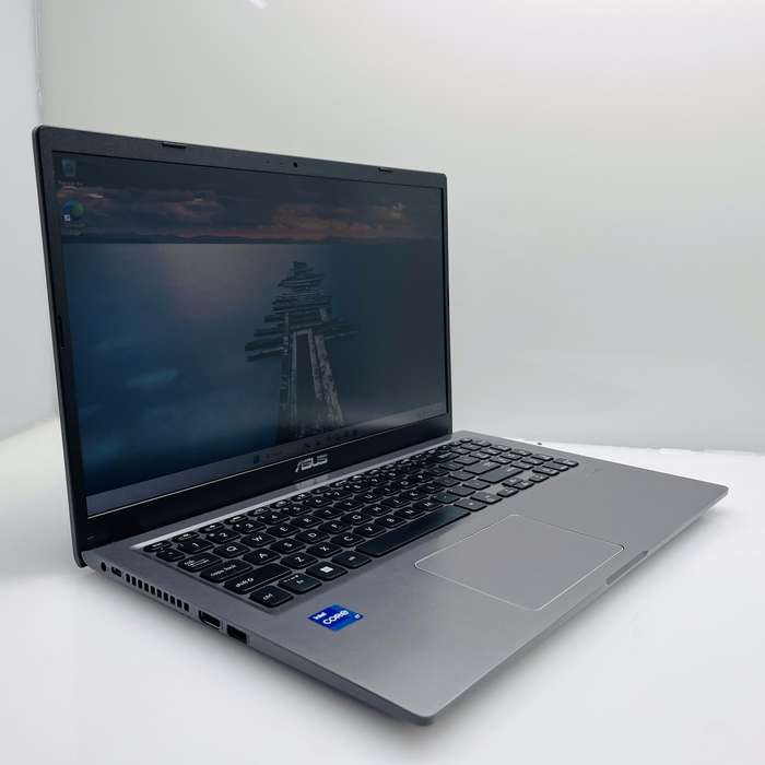 Asus X515M 11th Gen Core i7 2.80GHz 16GB RAM 500GB SSD Grey (3 Month Warranty)