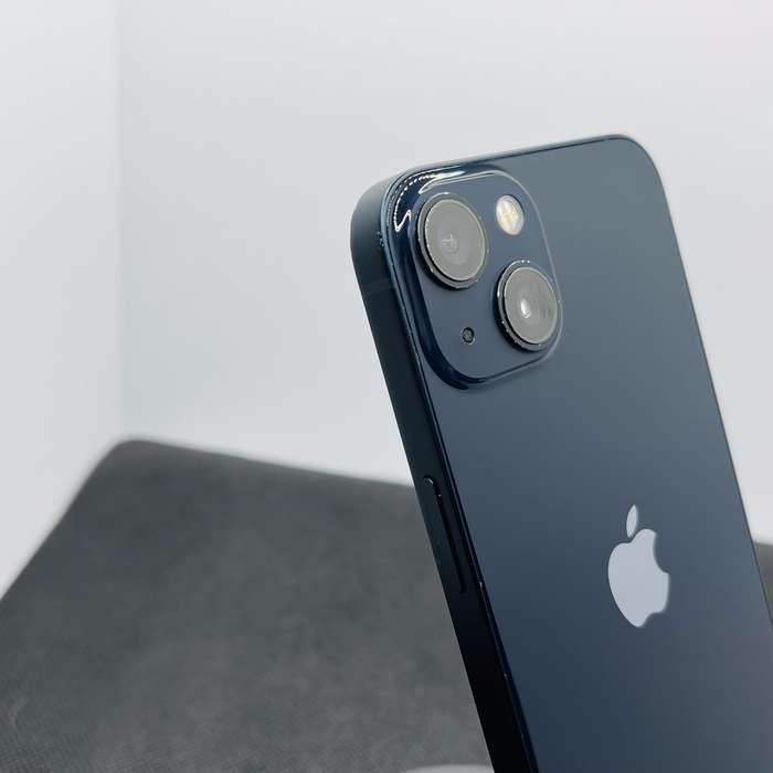 Apple iPhone 13 128GB Midnight (6 Month Warranty)