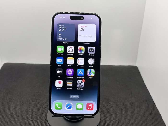 Apple iPhone 14 Pro 256GB Space Black (6 Month Warranty)  Blurry Front Camera
