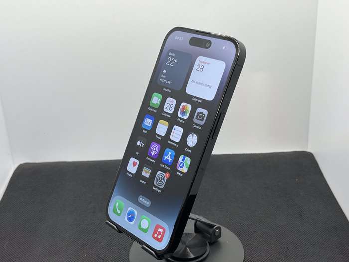 Apple iPhone 14 Pro 256GB Space Black (6 Month Warranty)  Blurry Front Camera