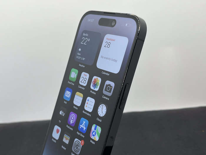 Apple iPhone 14 Pro 256GB Space Black (6 Month Warranty)  Blurry Front Camera