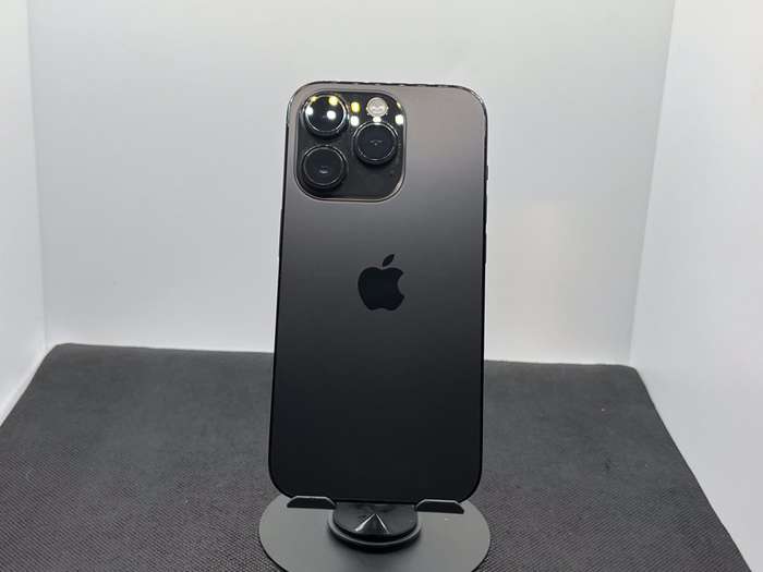 Apple iPhone 14 Pro 256GB Space Black (6 Month Warranty)  Blurry Front Camera
