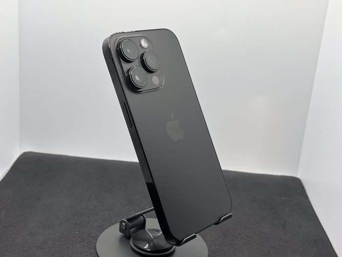 Apple iPhone 14 Pro 256GB Space Black (6 Month Warranty)  Blurry Front Camera