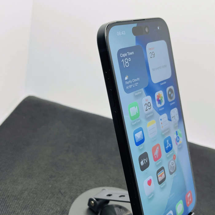Apple iPhone 15 Plus 128GB Black (12 Month Warranty)